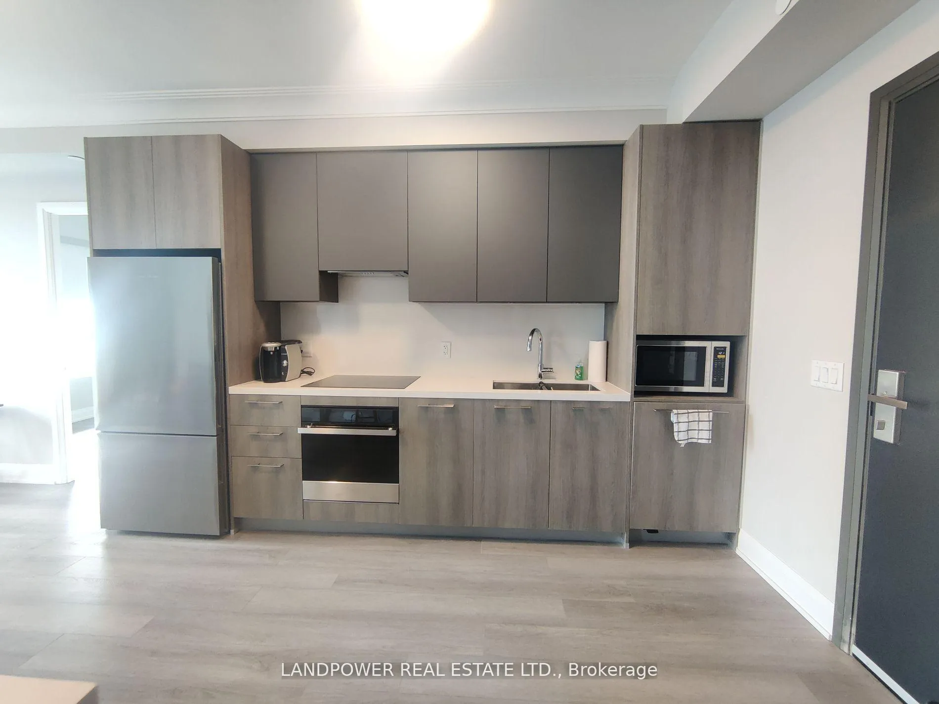 Photo 6 of Unit 3502, 8 Water Walk Drive S, Markham, Unionville — HOMEH