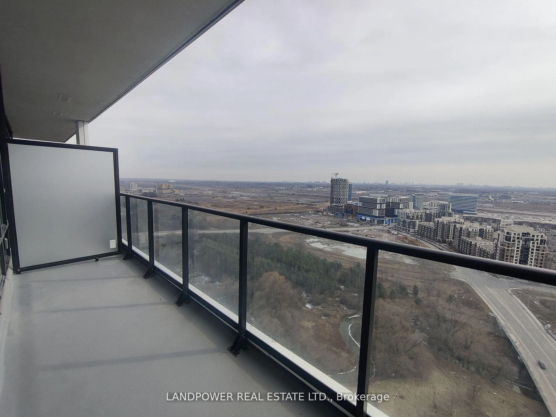 Photo 15 of Unit 3502, 8 Water Walk Drive S, Markham, Unionville — HOMEH