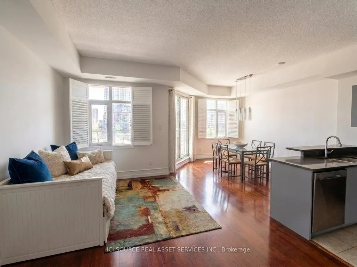Photo 2 of Unit 411, 550 Front Street W, Toronto, Waterfront Communities — HOMEH