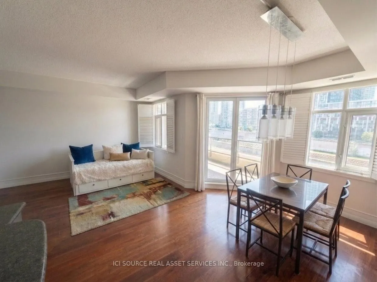 Photo 3 of Unit 411, 550 Front Street W, Toronto, Waterfront Communities — HOMEH