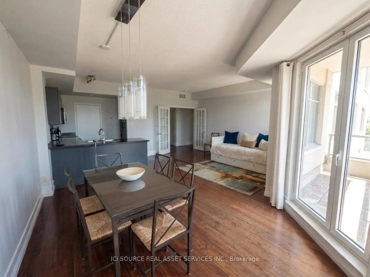 Photo 4 of Unit 411, 550 Front Street W, Toronto, Waterfront Communities — HOMEH