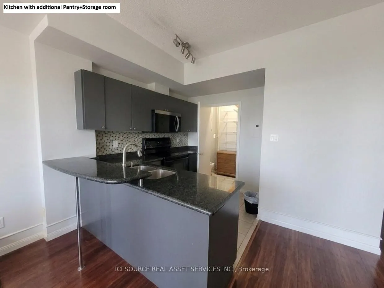 Photo 5 of Unit 411, 550 Front Street W, Toronto, Waterfront Communities — HOMEH