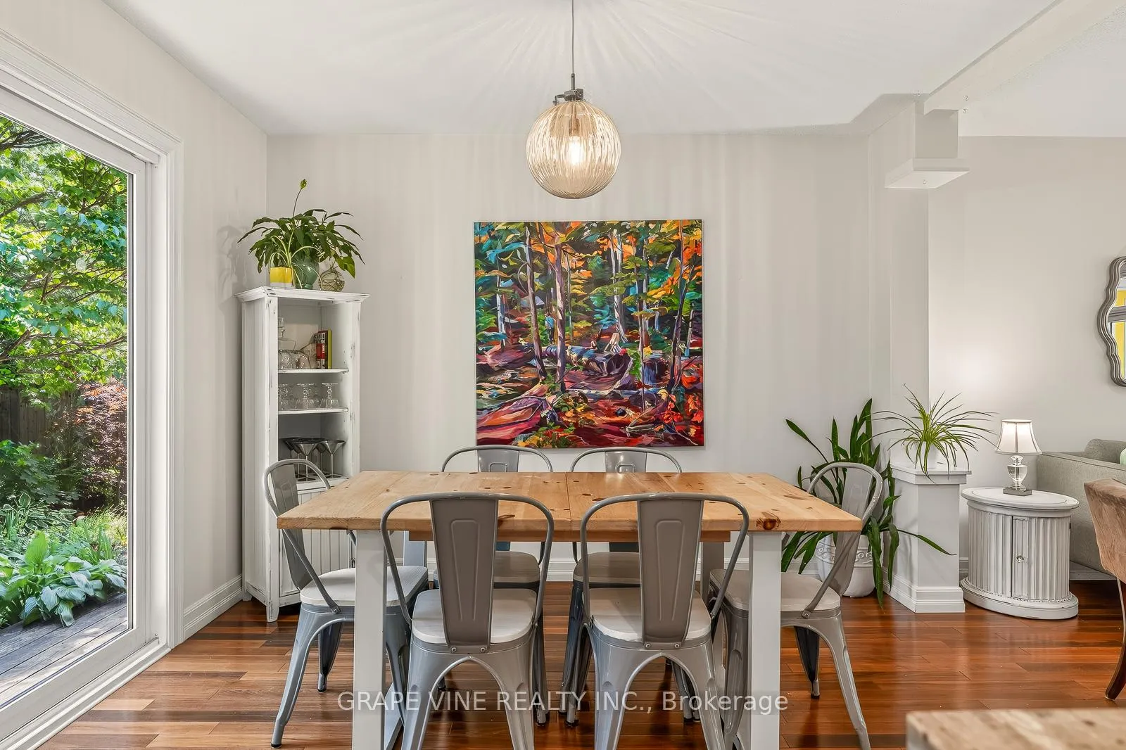 Photo 15 of 1961 Oakdean Crescent, Ottawa, Beacon Hill North — HOMEH