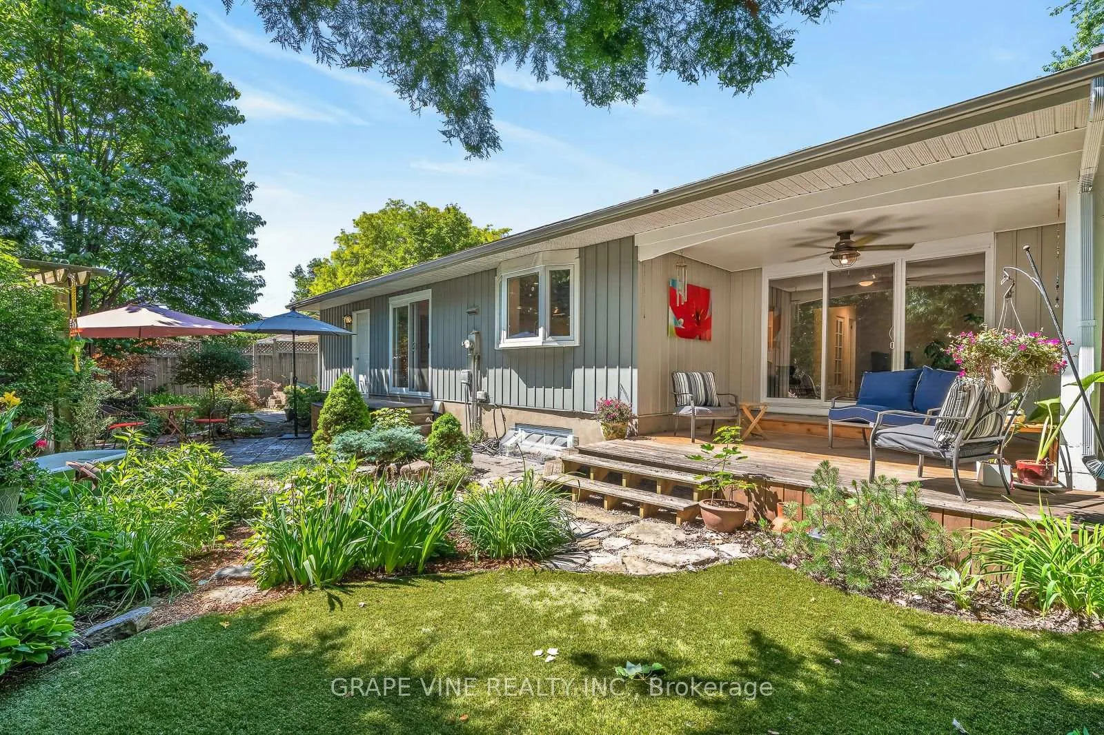 Photo 45 of 1961 Oakdean Crescent, Ottawa, Beacon Hill North — HOMEH