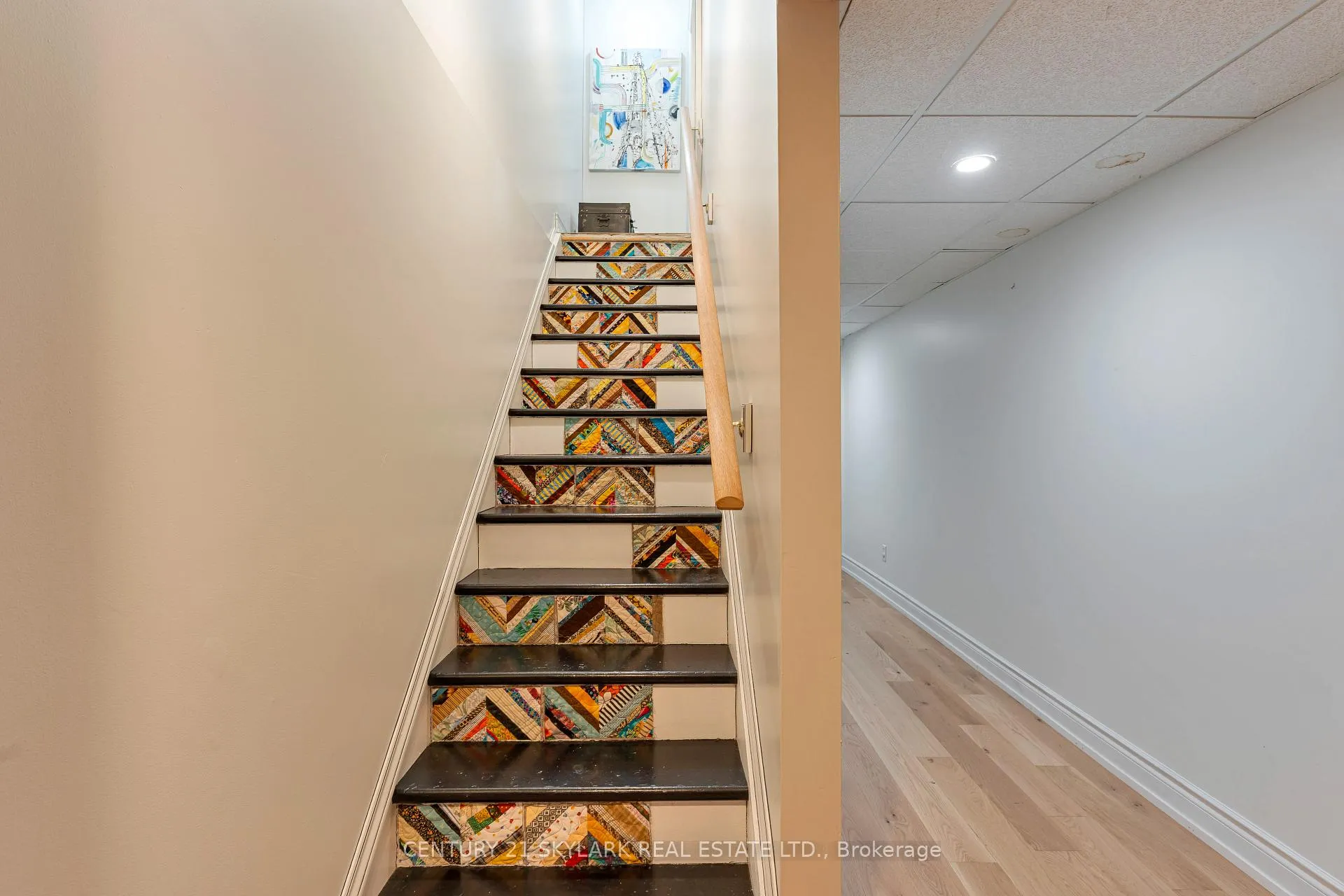 Photo 29 of 10 Cadham Boulevard, Hamilton, Broughton — HOMEH