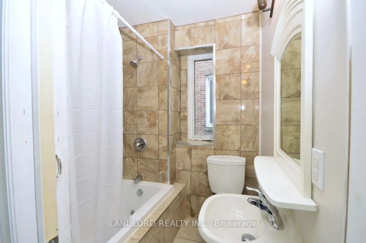 Photo 3 of Unit 2nd Fl, 25 Miller Street, Toronto, Weston-Pellam Park — HOMEH