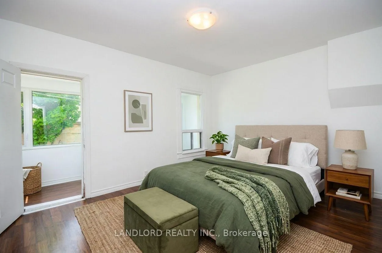 Photo 7 of Unit 2nd Fl, 25 Miller Street, Toronto, Weston-Pellam Park — HOMEH