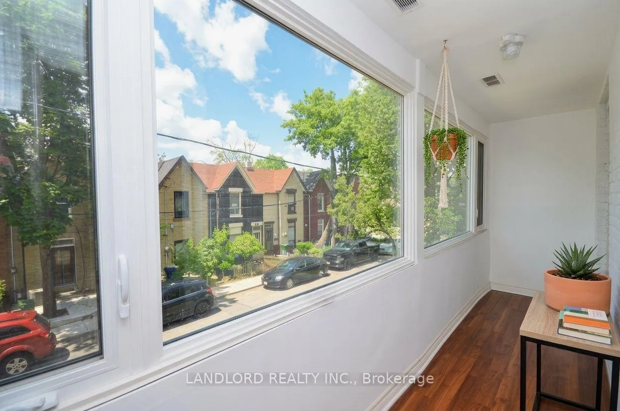 Photo 8 of Unit 2nd Fl, 25 Miller Street, Toronto, Weston-Pellam Park — HOMEH