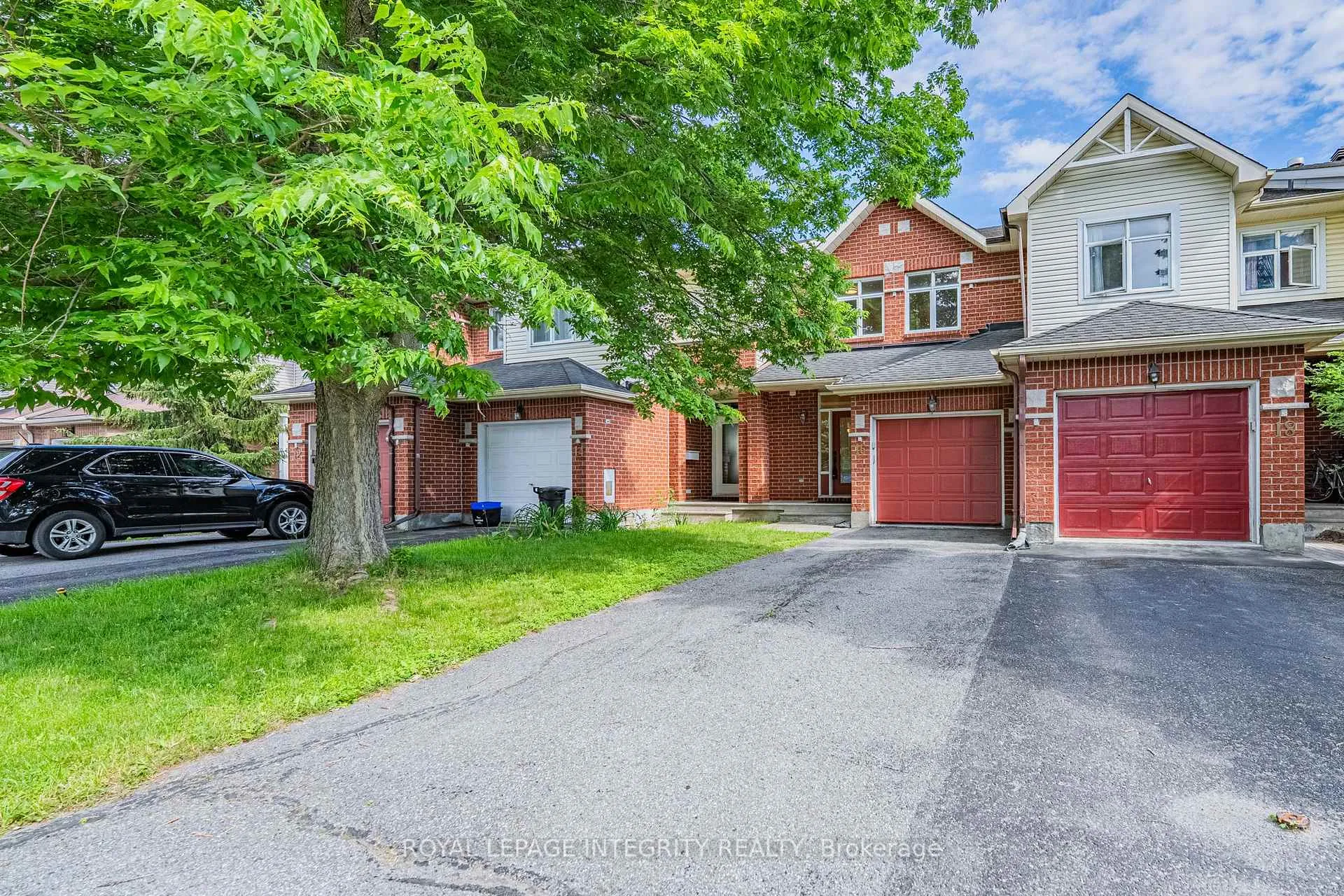 Photo 2 of 16 Redding Way, Ottawa, Centrepointe — HOMEH