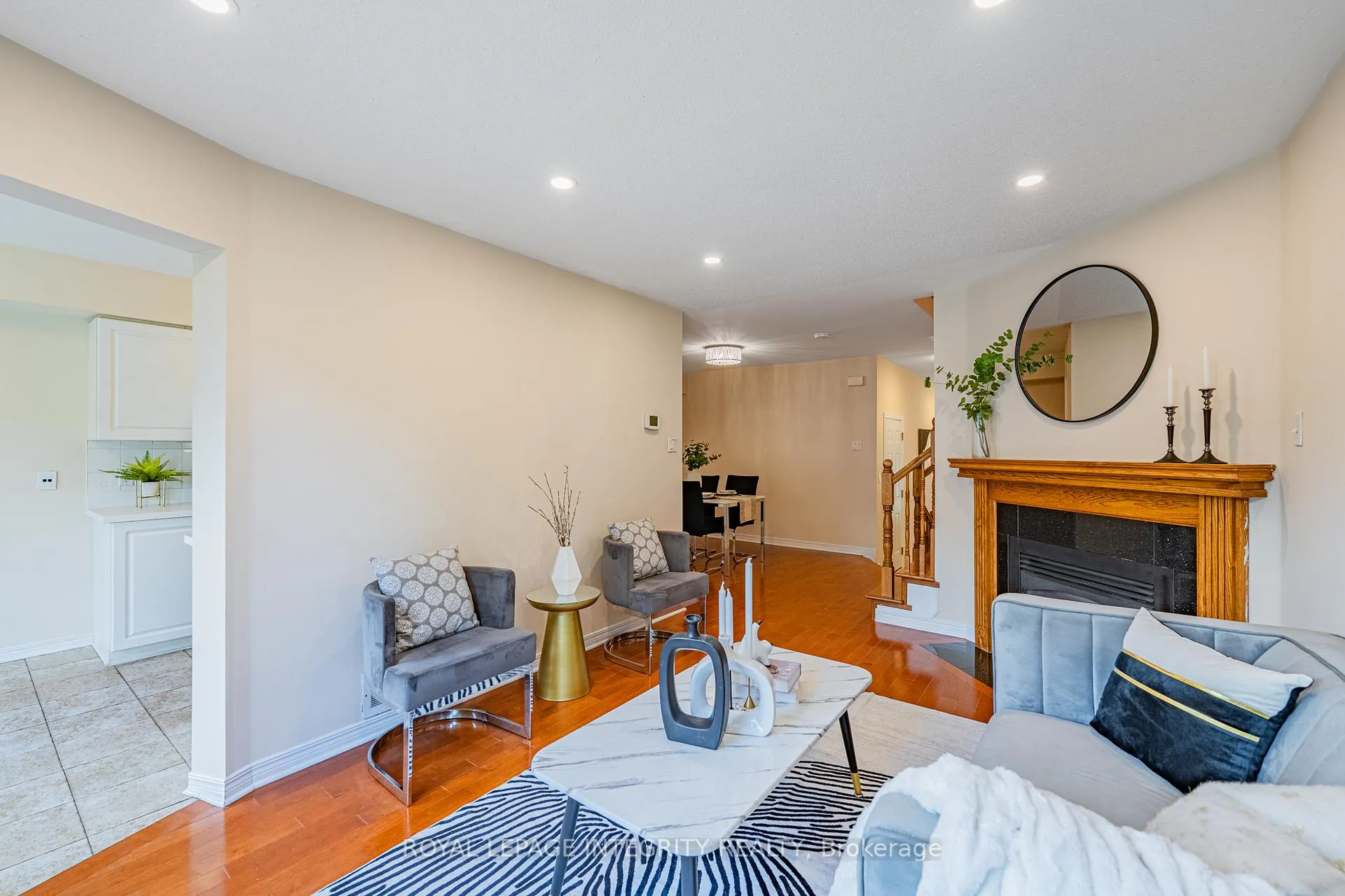 Photo 15 of 16 Redding Way, Ottawa, Centrepointe — HOMEH