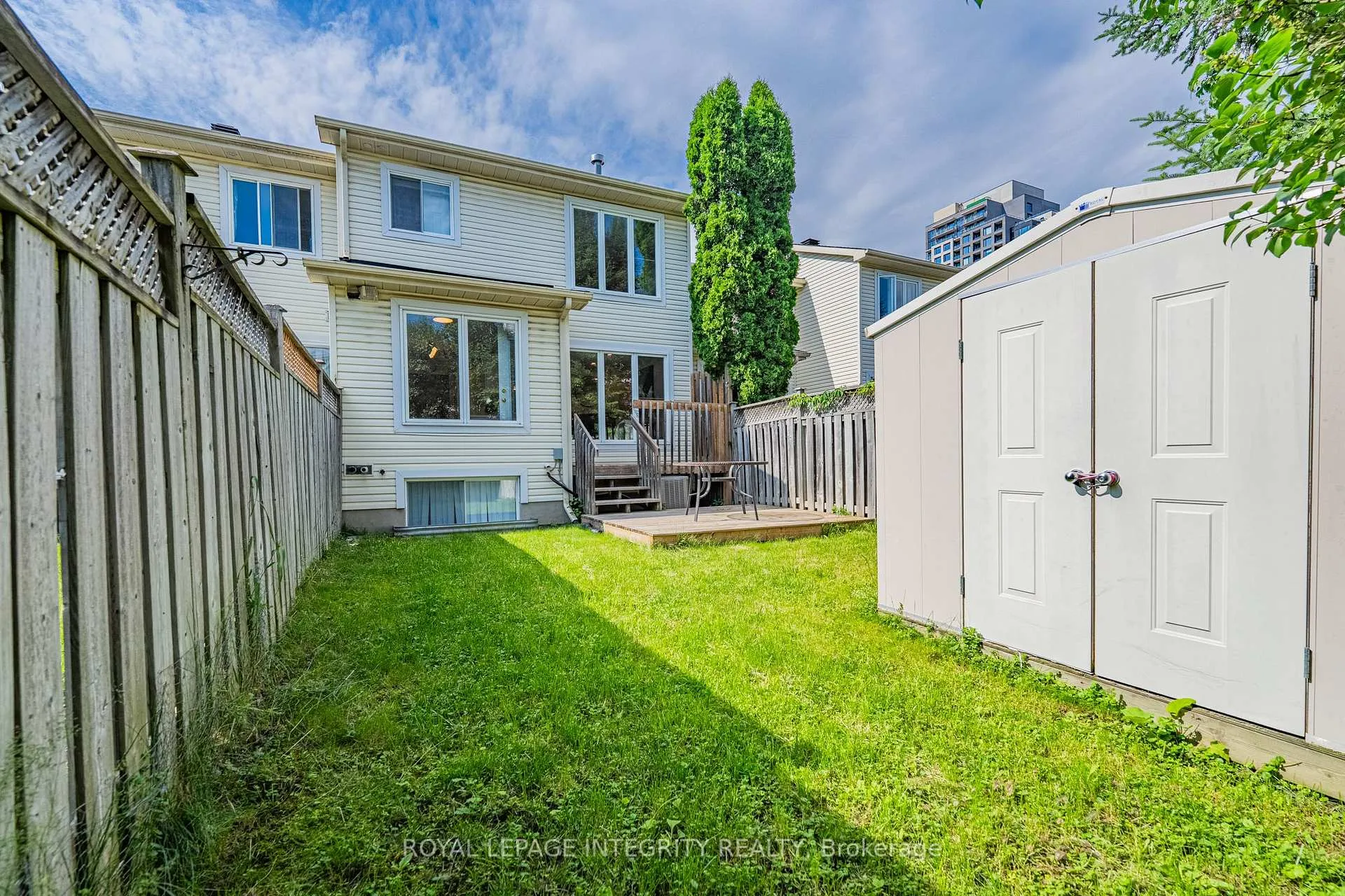 Photo 33 of 16 Redding Way, Ottawa, Centrepointe — HOMEH