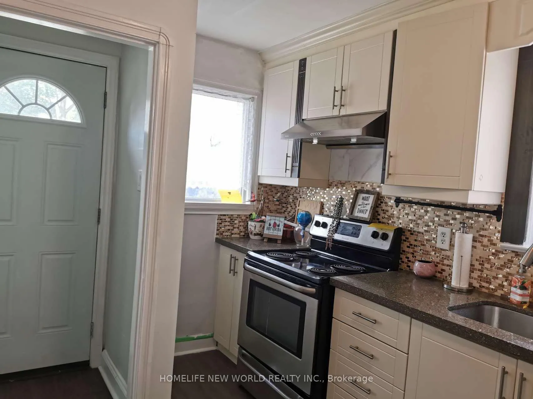 Photo 5 of 2421 Gerrard Street E, Toronto, East End-Danforth — HOMEH