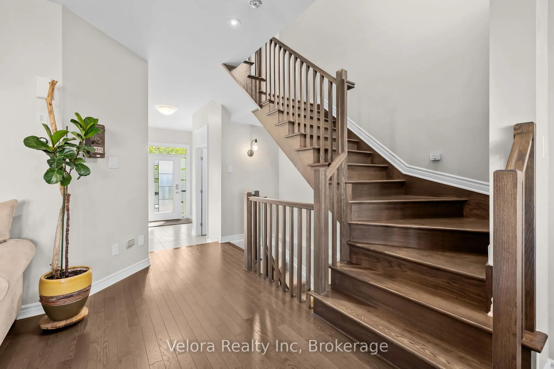 Photo 7 of 352 Warmstone Drive, Ottawa, Stittsville (North) — HOMEH