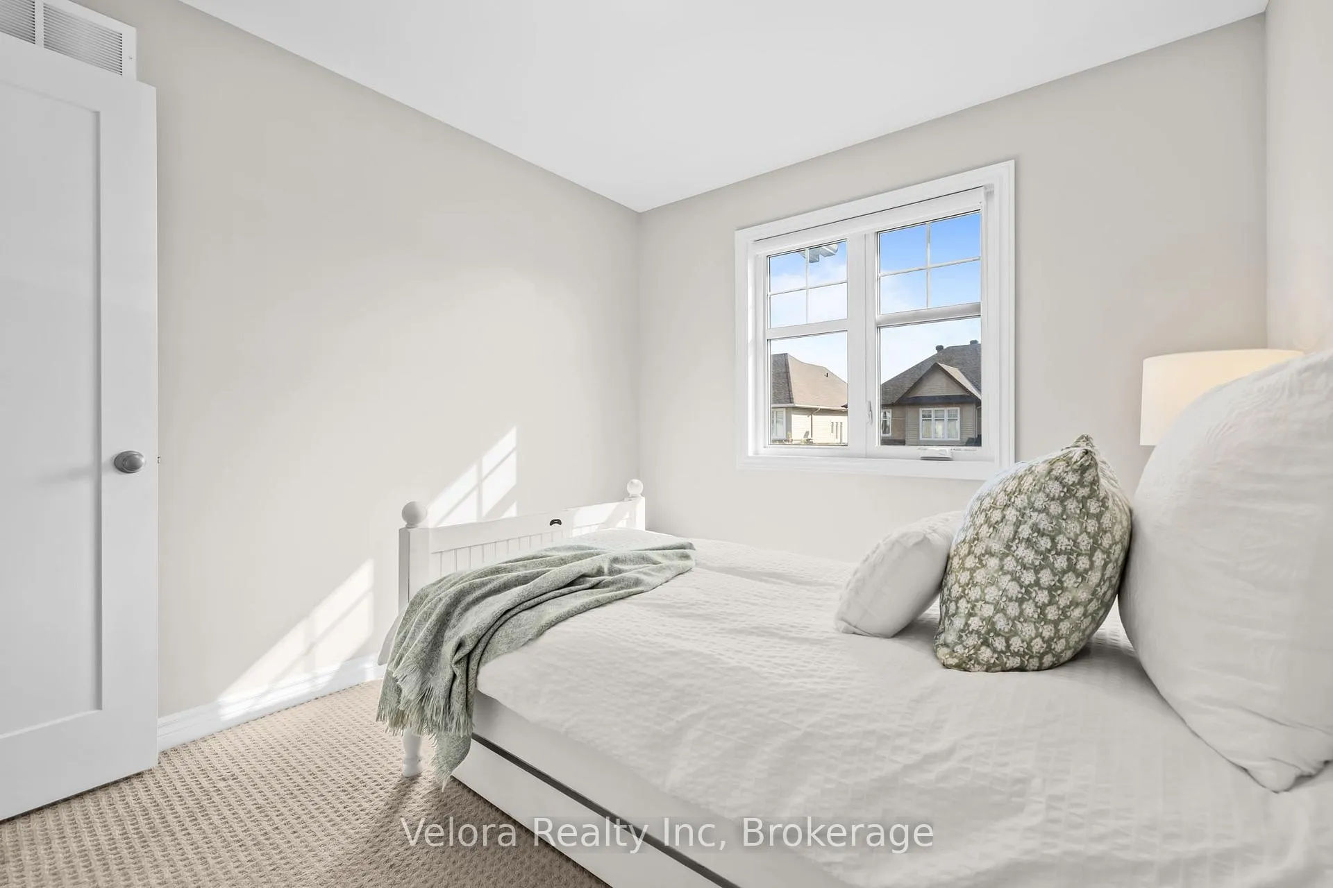 Photo 31 of 352 Warmstone Drive, Ottawa, Stittsville (North) — HOMEH