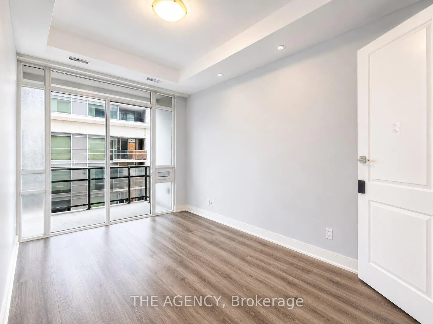 Photo 5 of Unit 715, 150 Main Street W, Hamilton, Central — HOMEH