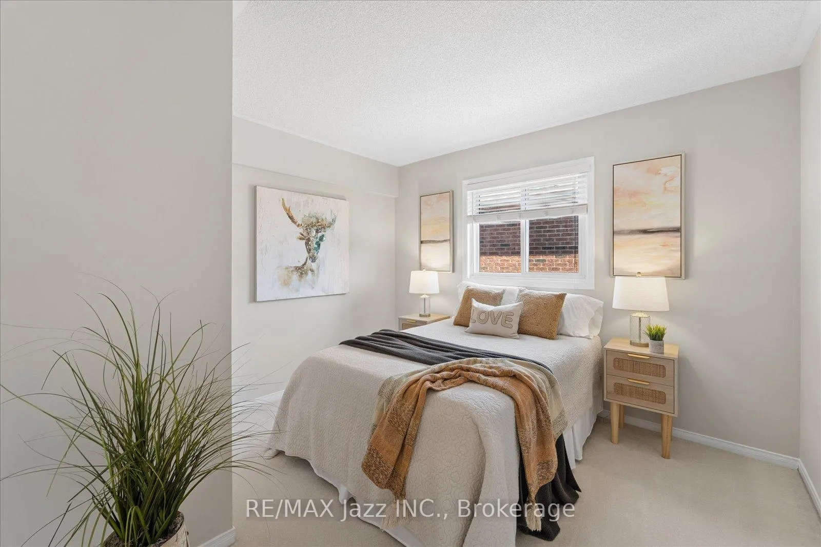Photo 29 of 63 Bonnycastle Drive, Clarington, Bowmanville — HOMEH