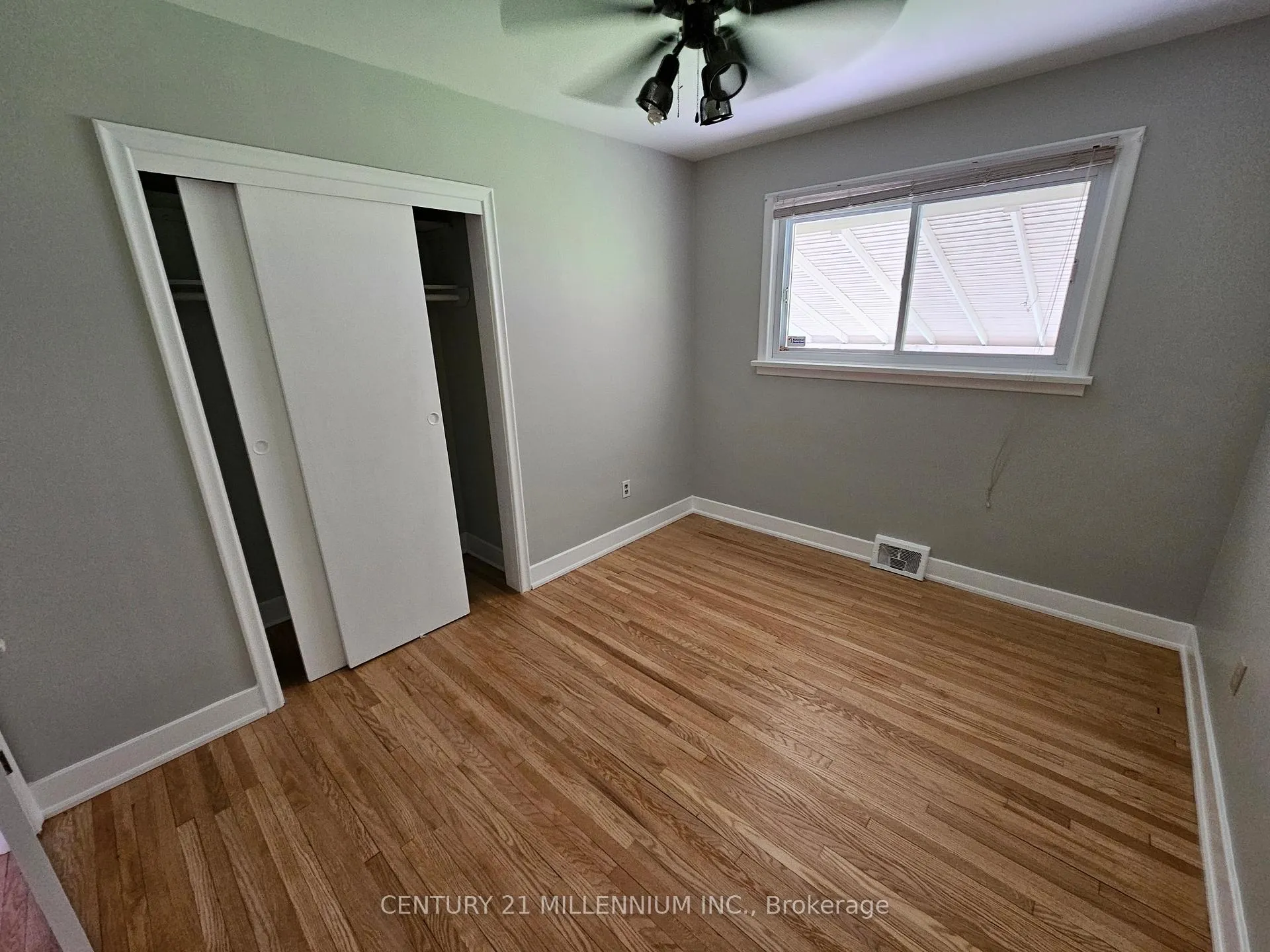 Photo 4 of Unit Upper, 32 Stewart Avenue, Thorold, Thorold Downtown — HOMEH