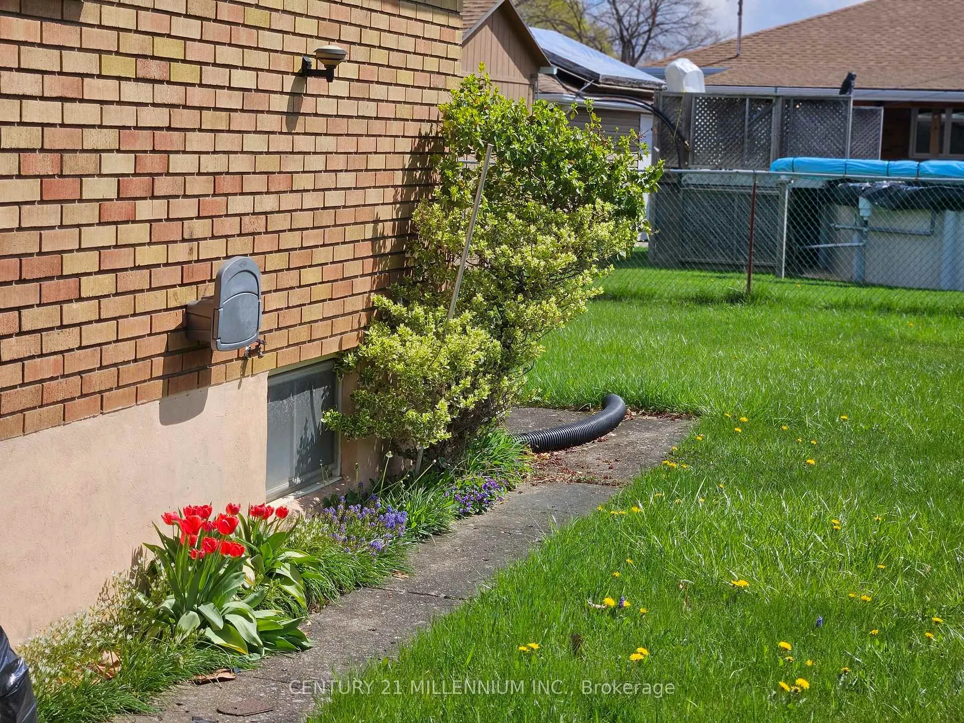 Photo 7 of Unit Upper, 32 Stewart Avenue, Thorold, Thorold Downtown — HOMEH