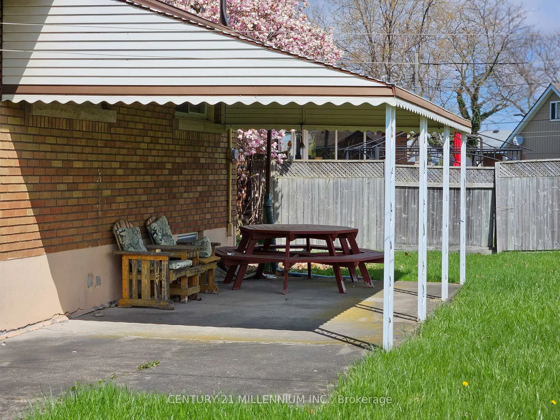 Photo 8 of Unit Upper, 32 Stewart Avenue, Thorold, Thorold Downtown — HOMEH