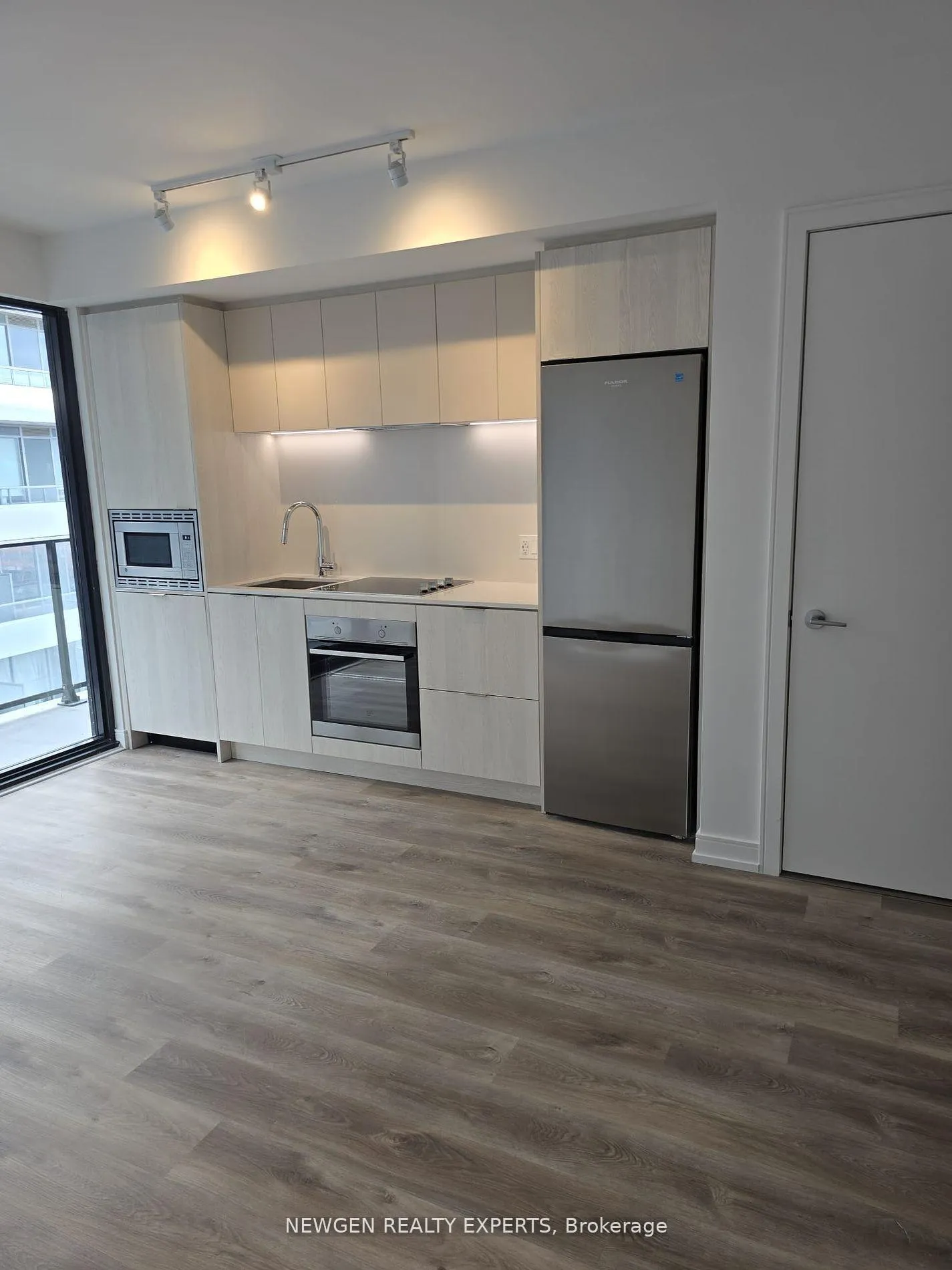Photo 5 of Unit 1018, 1 Jarvis Street, Hamilton, Beasley — HOMEH