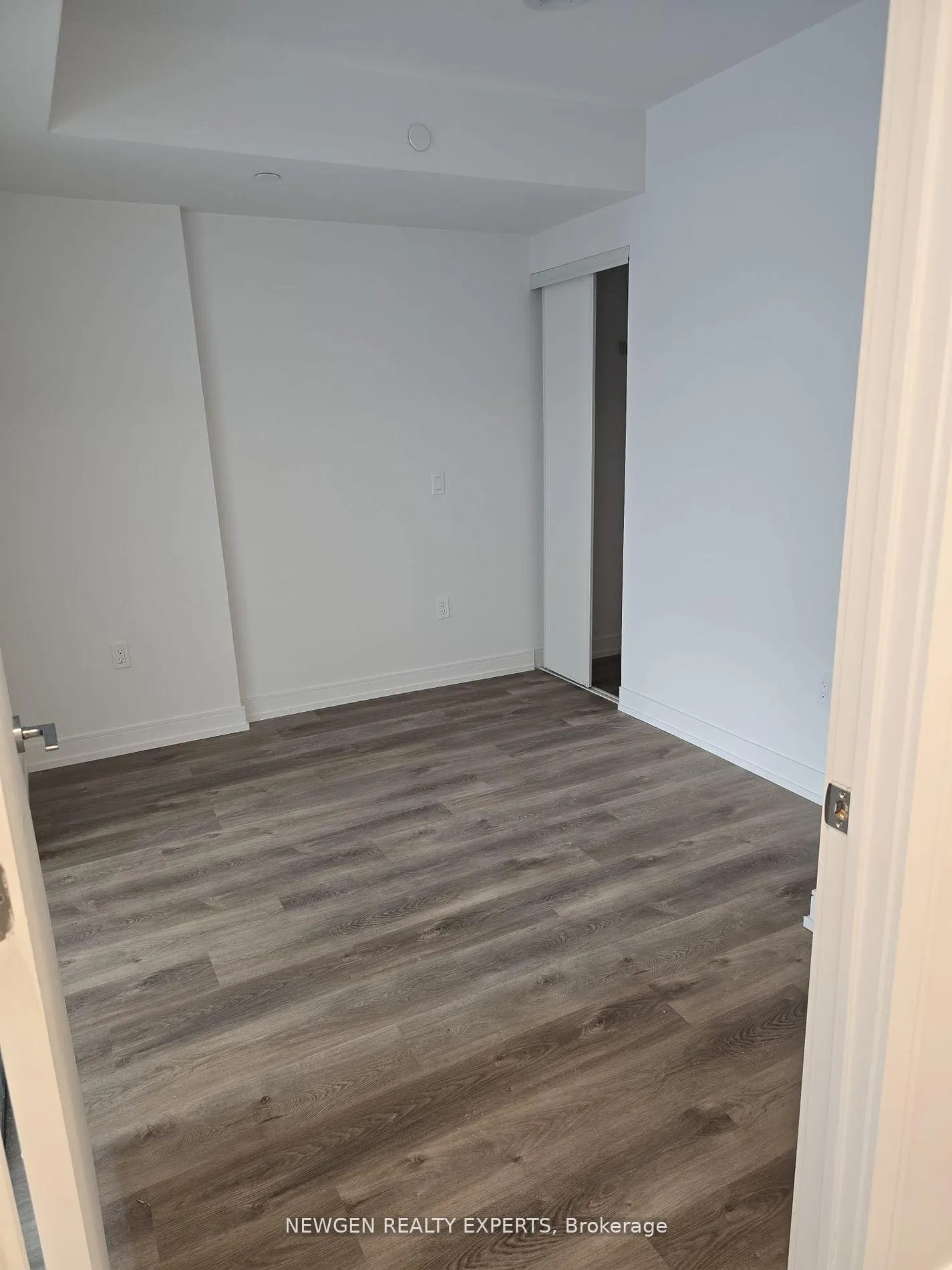 Photo 6 of Unit 1018, 1 Jarvis Street, Hamilton, Beasley — HOMEH