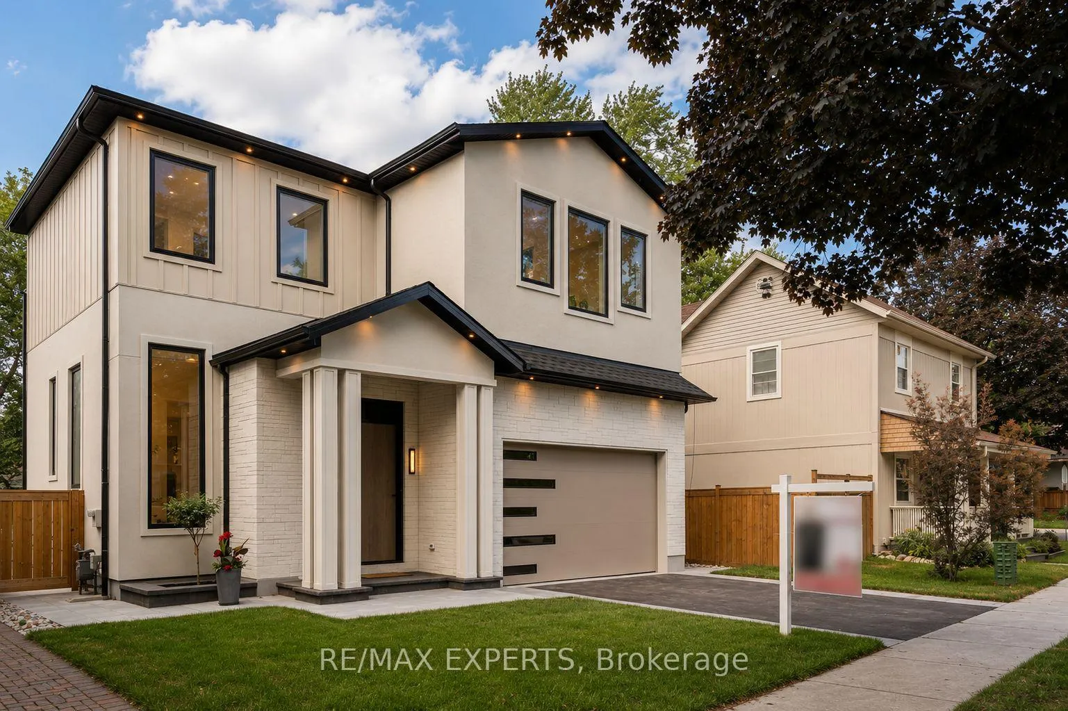Photo 1 of 84 Mosley Street, Aurora, Aurora Village — HOMEH