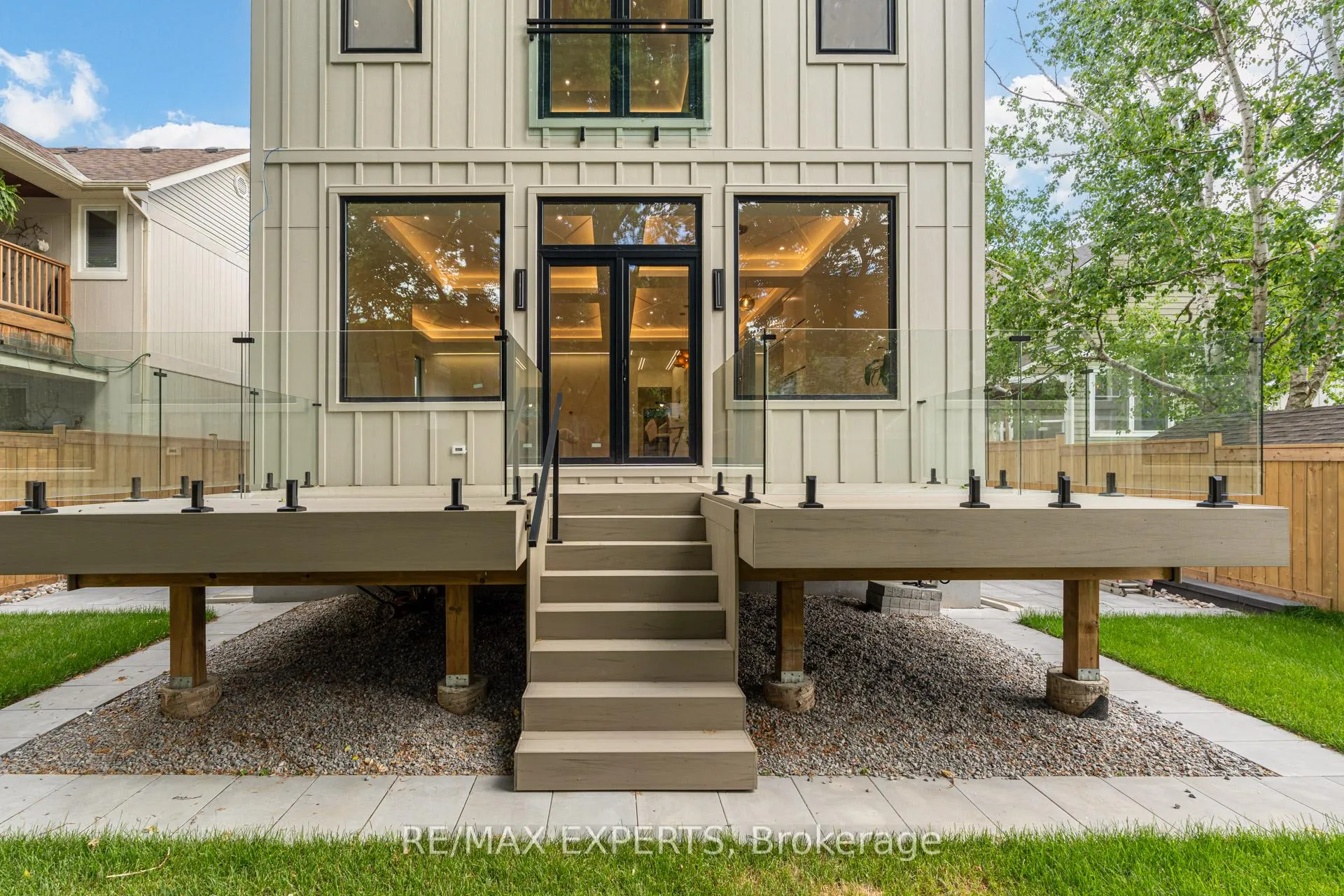 Photo 40 of 84 Mosley Street, Aurora, Aurora Village — HOMEH