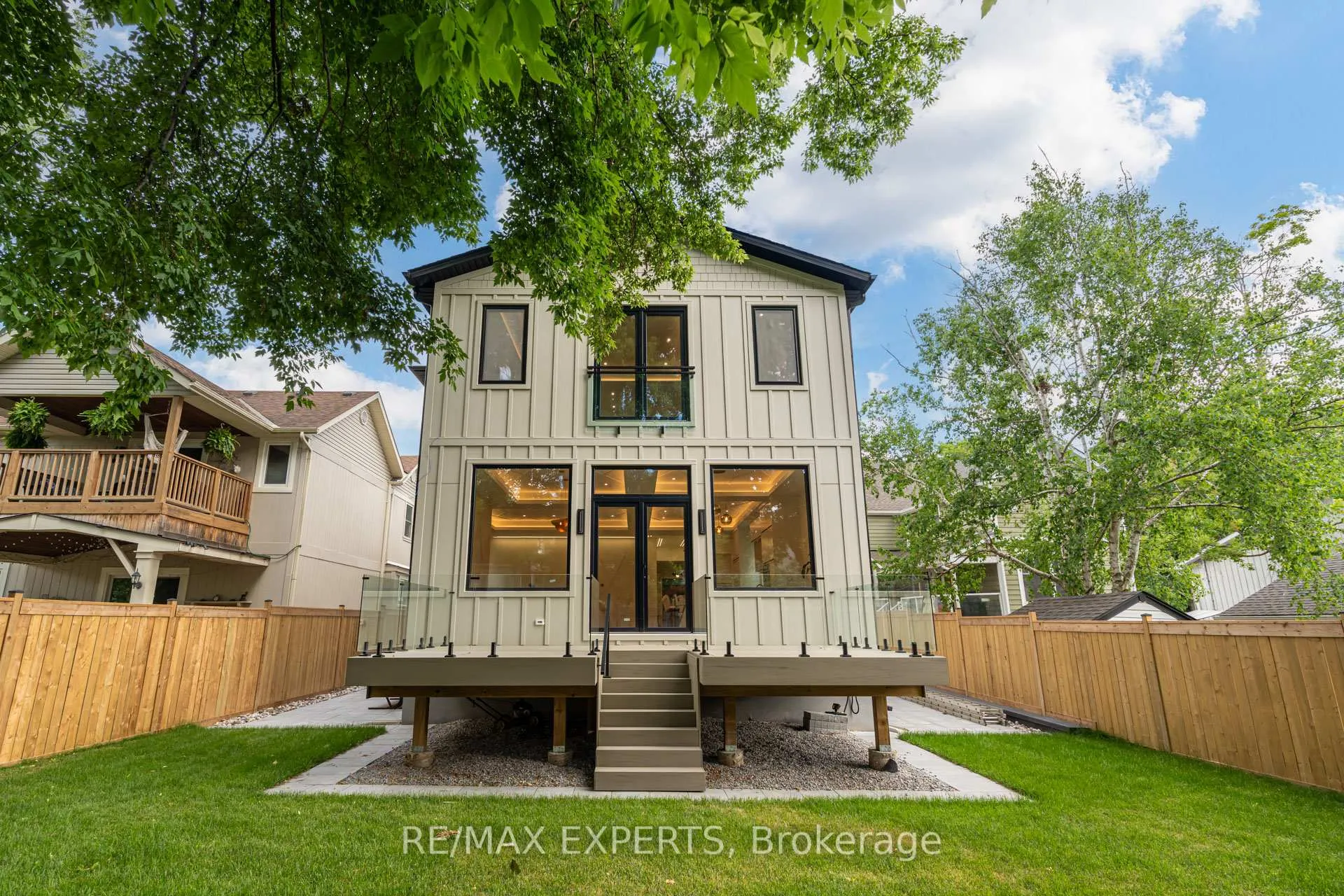 Photo 42 of 84 Mosley Street, Aurora, Aurora Village — HOMEH
