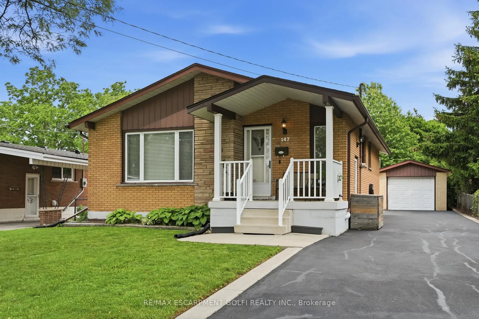 Photo 1 of 147 Manning Avenue, Hamilton, Greeningdon — HOMEH