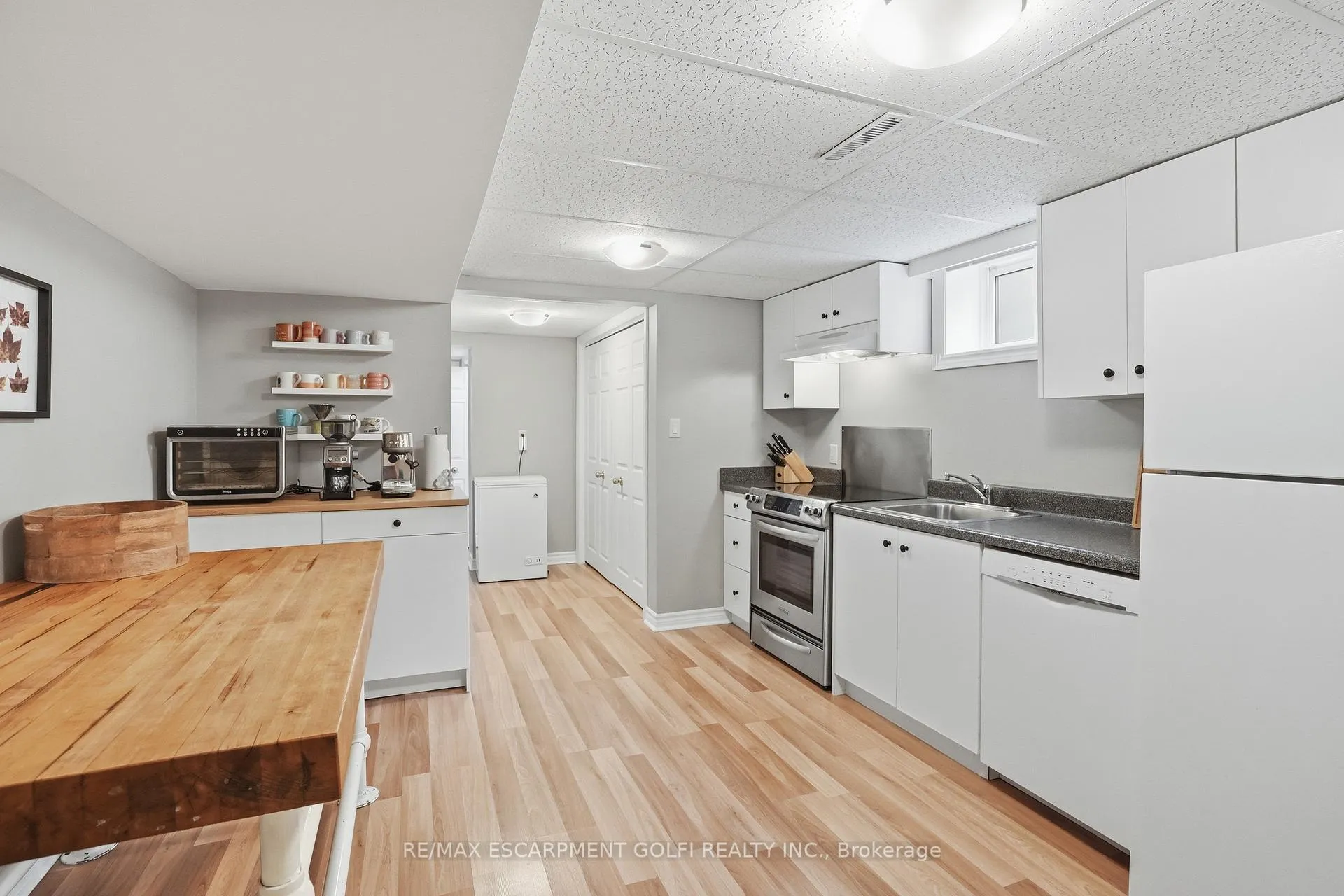 Photo 24 of 147 Manning Avenue, Hamilton, Greeningdon — HOMEH