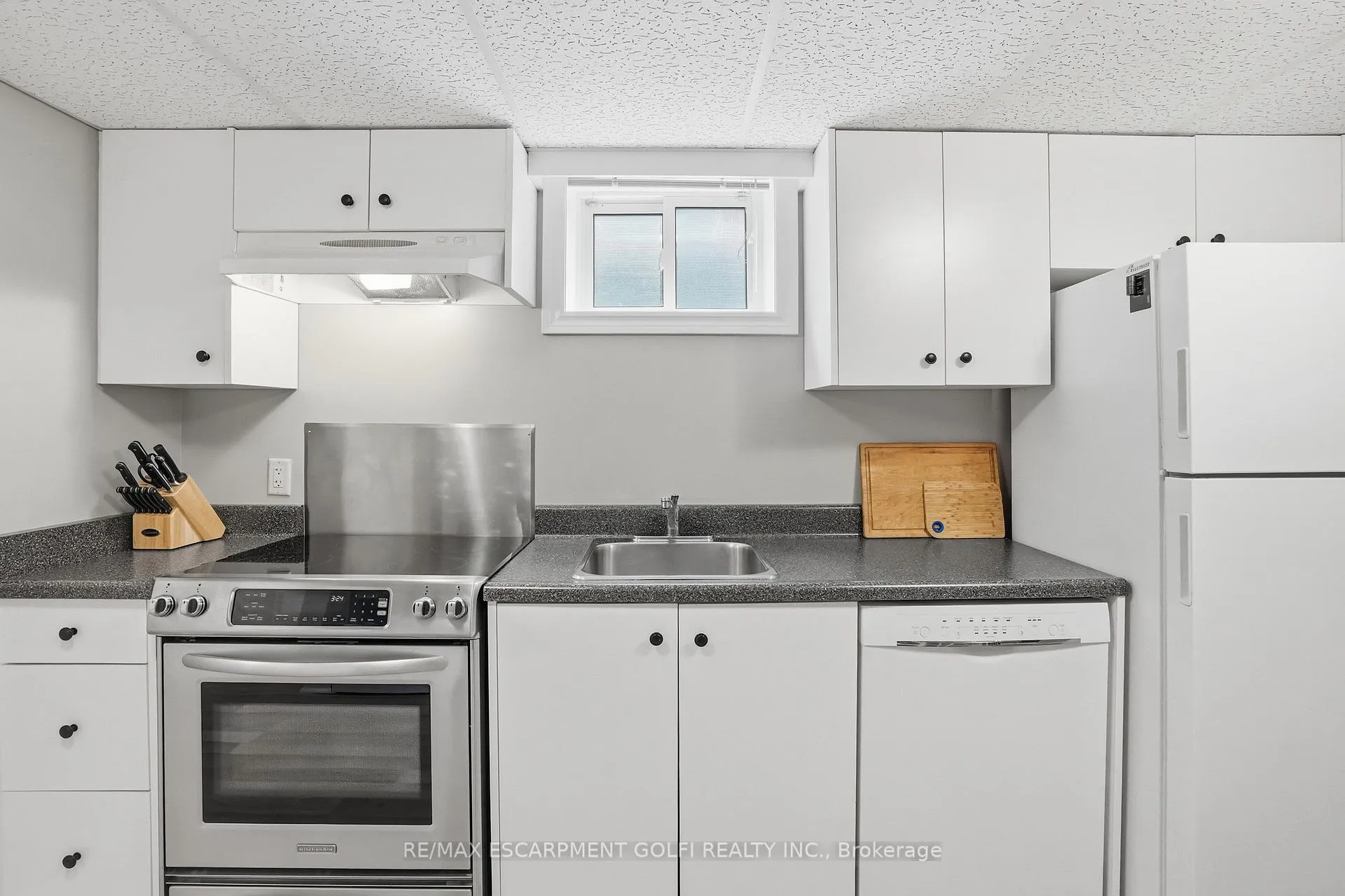 Photo 25 of 147 Manning Avenue, Hamilton, Greeningdon — HOMEH