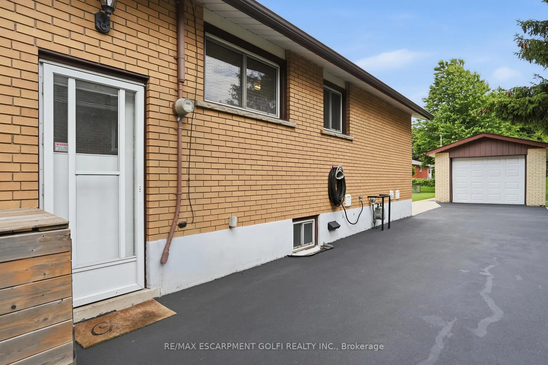 Photo 33 of 147 Manning Avenue, Hamilton, Greeningdon — HOMEH