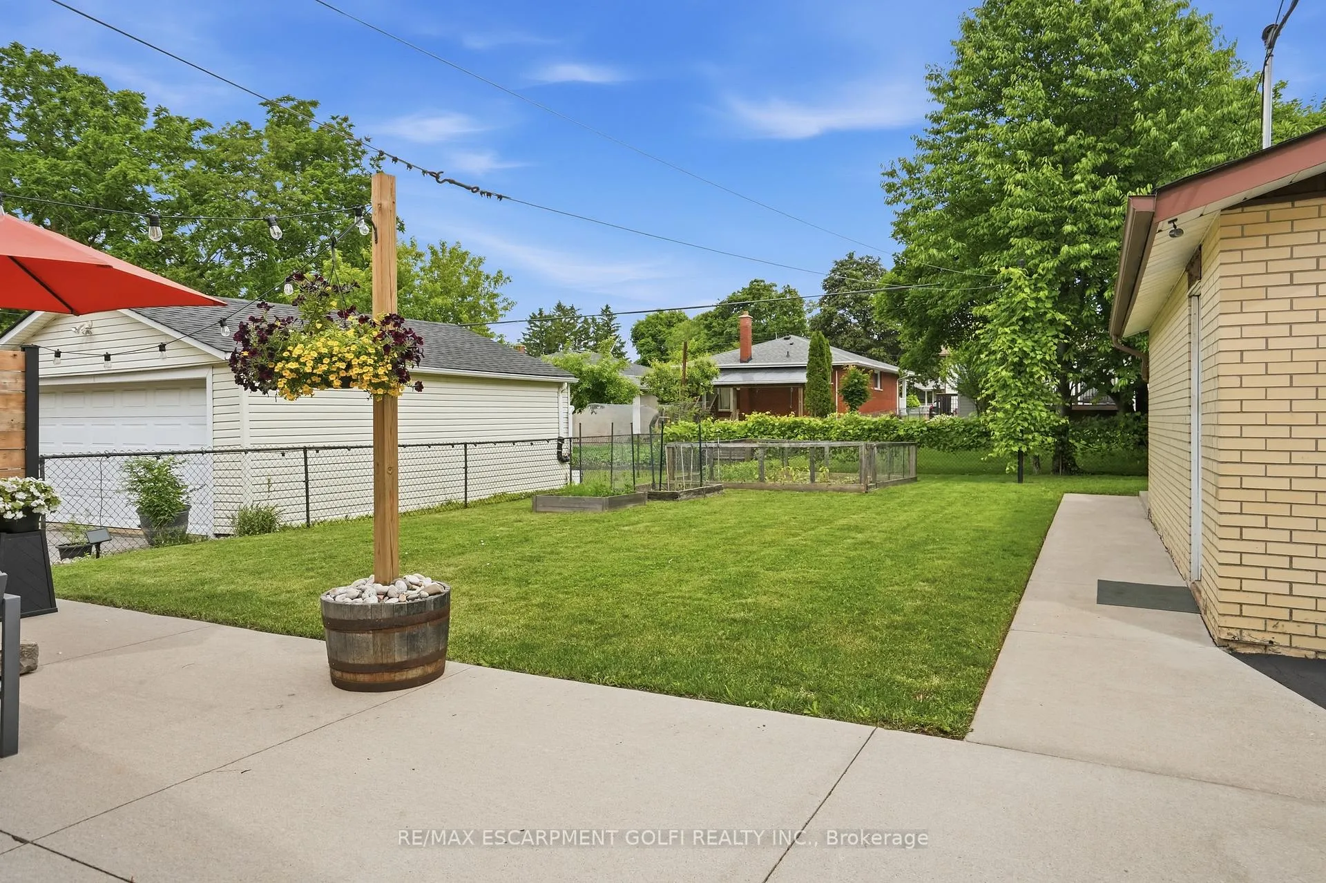 Photo 35 of 147 Manning Avenue, Hamilton, Greeningdon — HOMEH