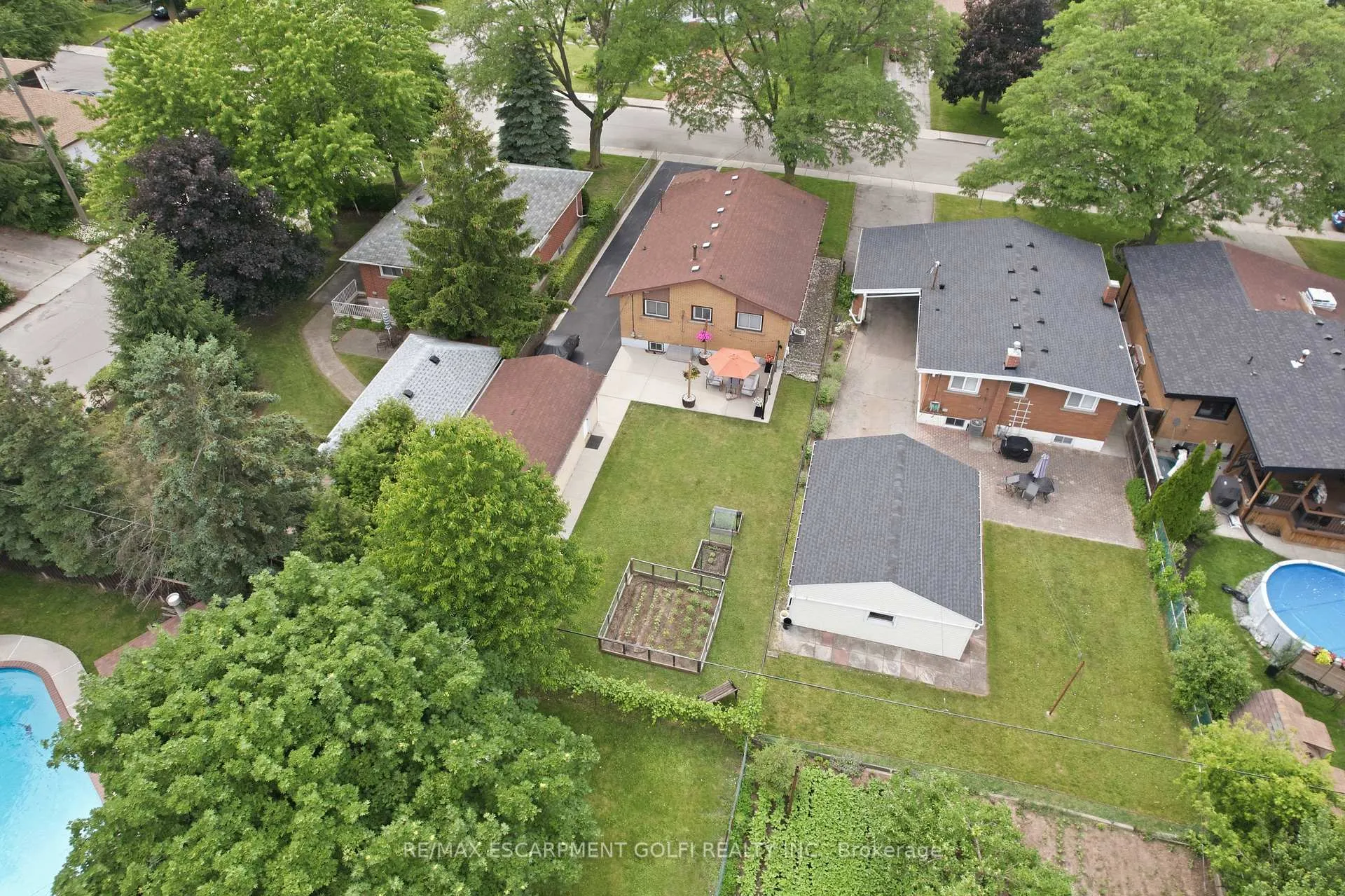 Photo 45 of 147 Manning Avenue, Hamilton, Greeningdon — HOMEH