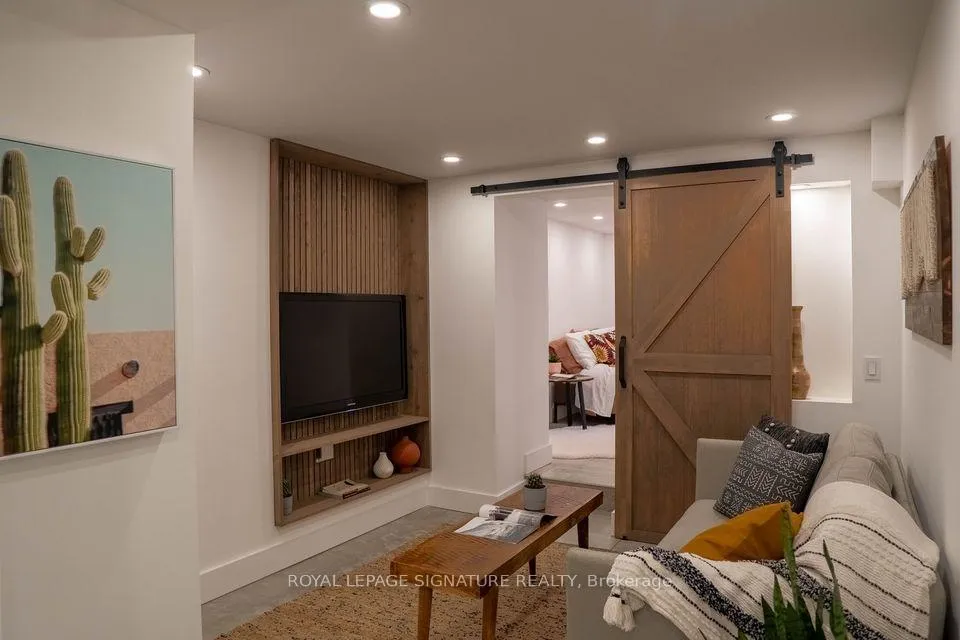 Photo 2 of Unit Lower, 166 Oakmount Road, Toronto, High Park North — HOMEH