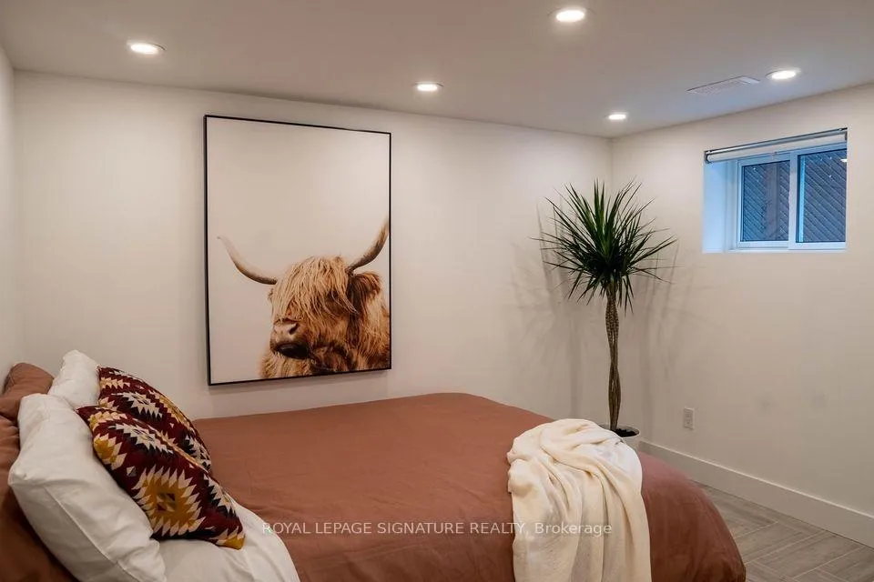 Photo 7 of Unit Lower, 166 Oakmount Road, Toronto, High Park North — HOMEH