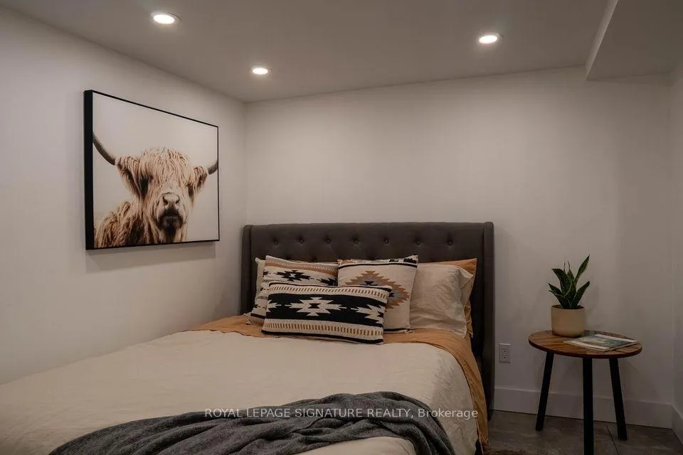 Photo 12 of Unit Lower, 166 Oakmount Road, Toronto, High Park North — HOMEH