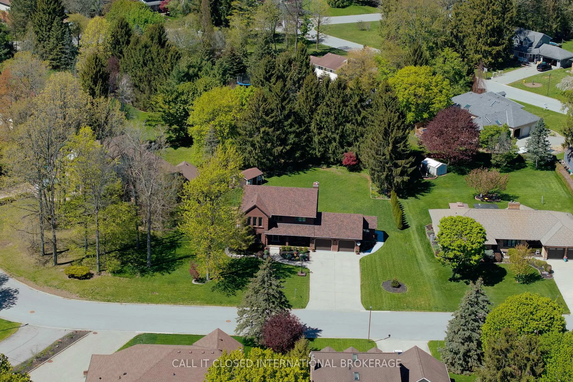 Photo 2 of 39833 Shady Lane Crescent, Southwold, Talbotville — HOMEH