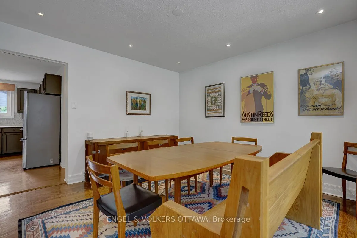 Photo 11 of 516 Buchanan Crescent, Ottawa, Beacon Hill North — HOMEH
