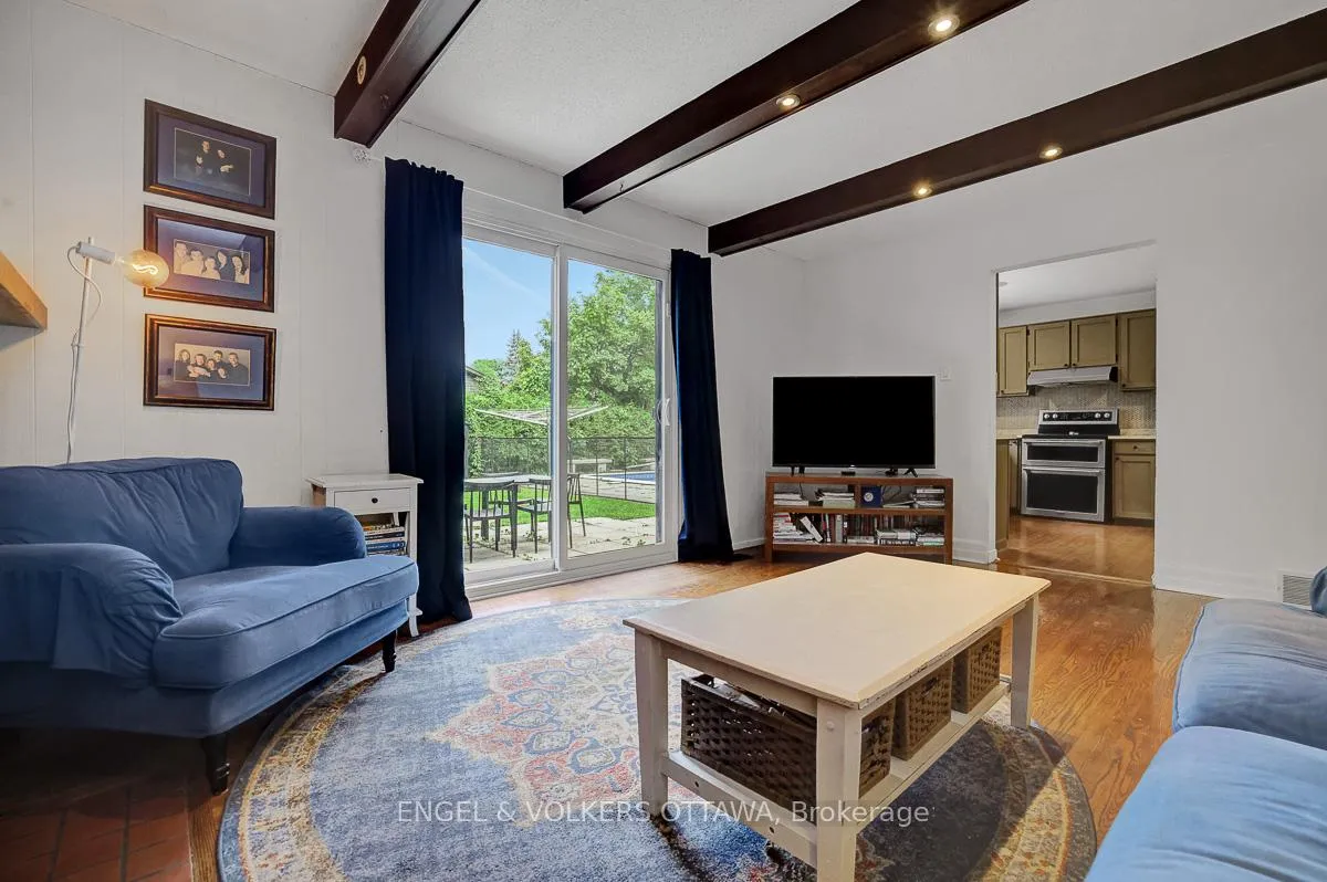 Photo 13 of 516 Buchanan Crescent, Ottawa, Beacon Hill North — HOMEH