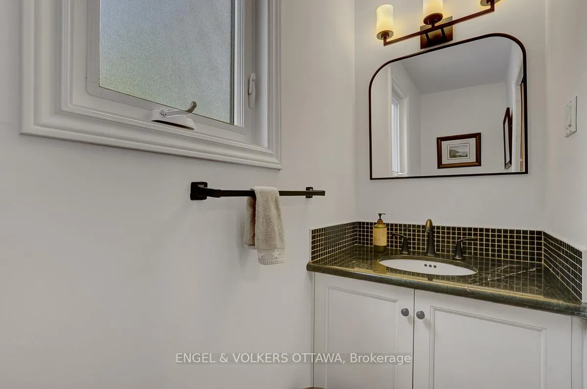 Photo 20 of 516 Buchanan Crescent, Ottawa, Beacon Hill North — HOMEH