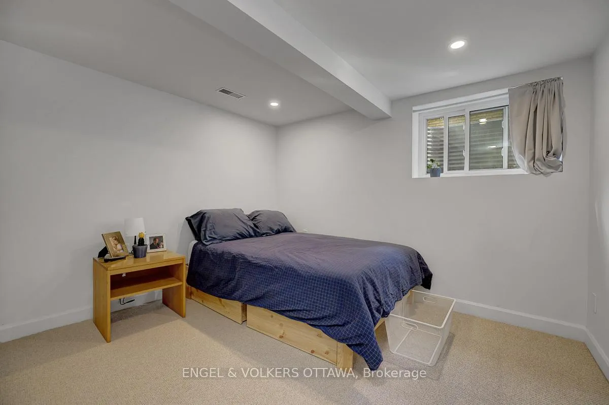 Photo 31 of 516 Buchanan Crescent, Ottawa, Beacon Hill North — HOMEH