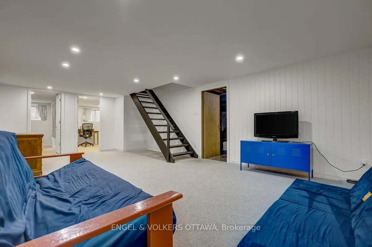 Photo 34 of 516 Buchanan Crescent, Ottawa, Beacon Hill North — HOMEH