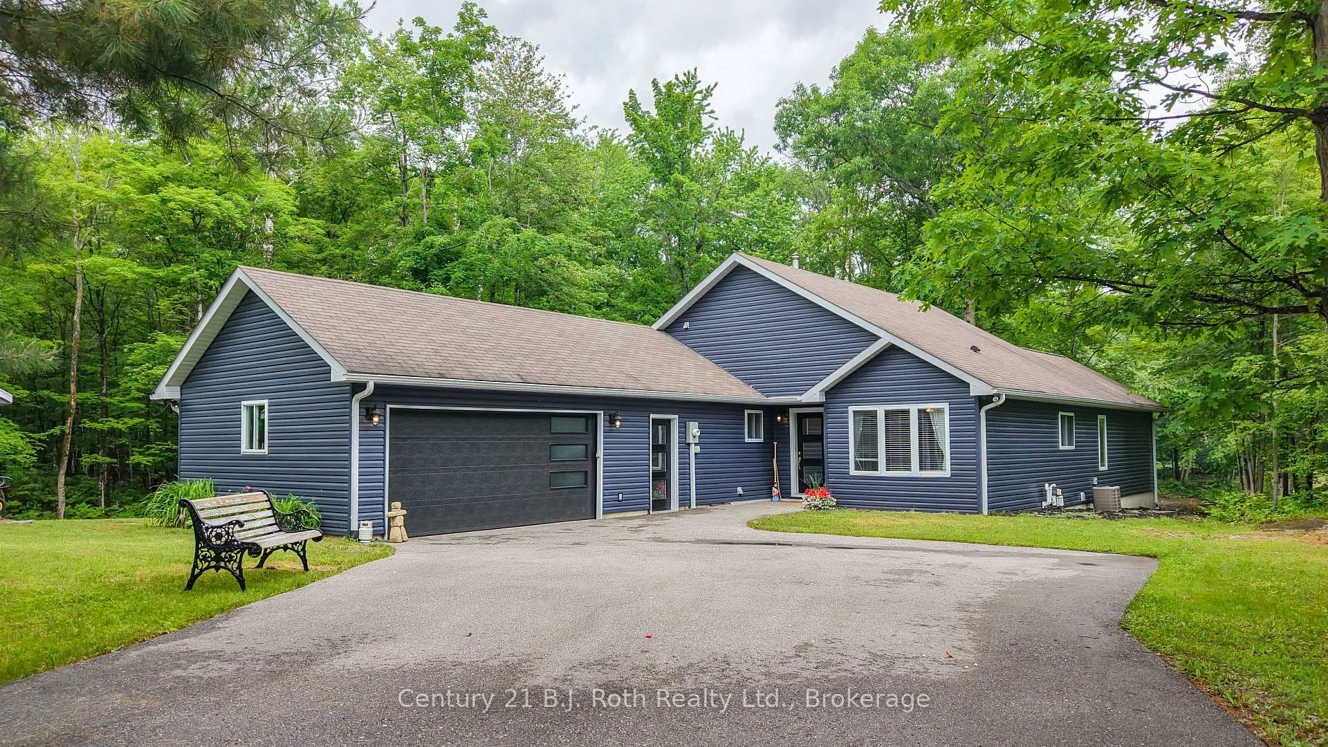 Photo 1 of 7463 Davy Drive, Ramara, Rural Ramara — HOMEH