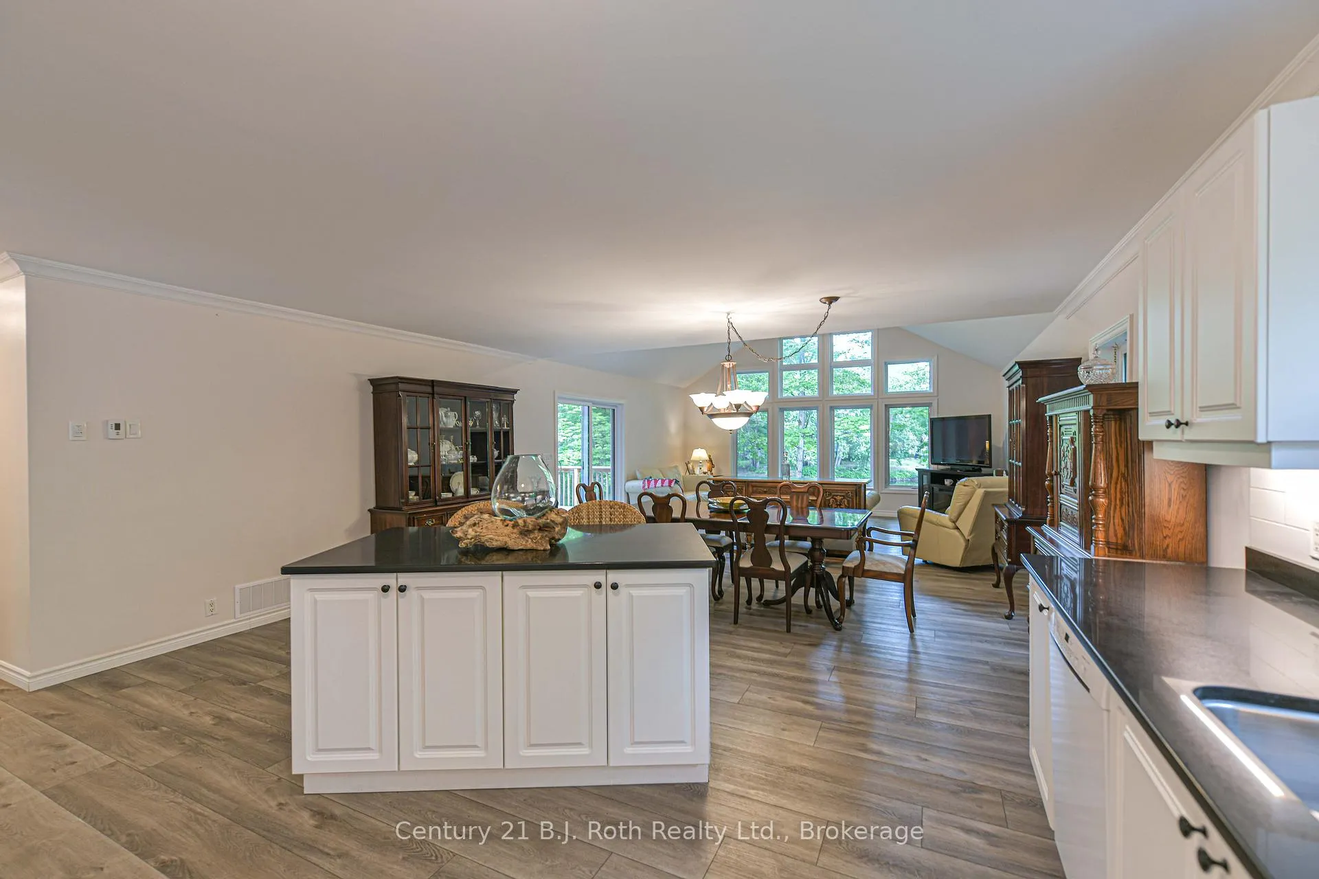 Photo 13 of 7463 Davy Drive, Ramara, Rural Ramara — HOMEH