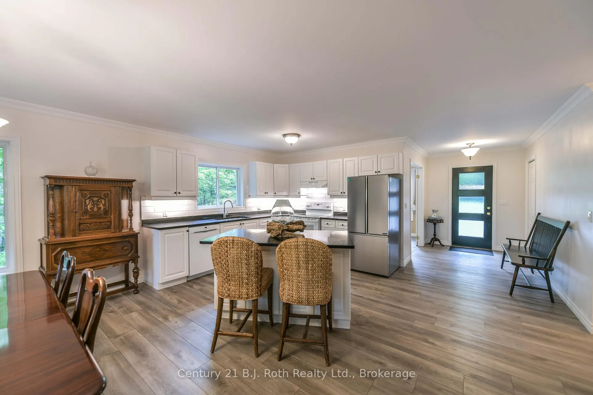 Photo 14 of 7463 Davy Drive, Ramara, Rural Ramara — HOMEH