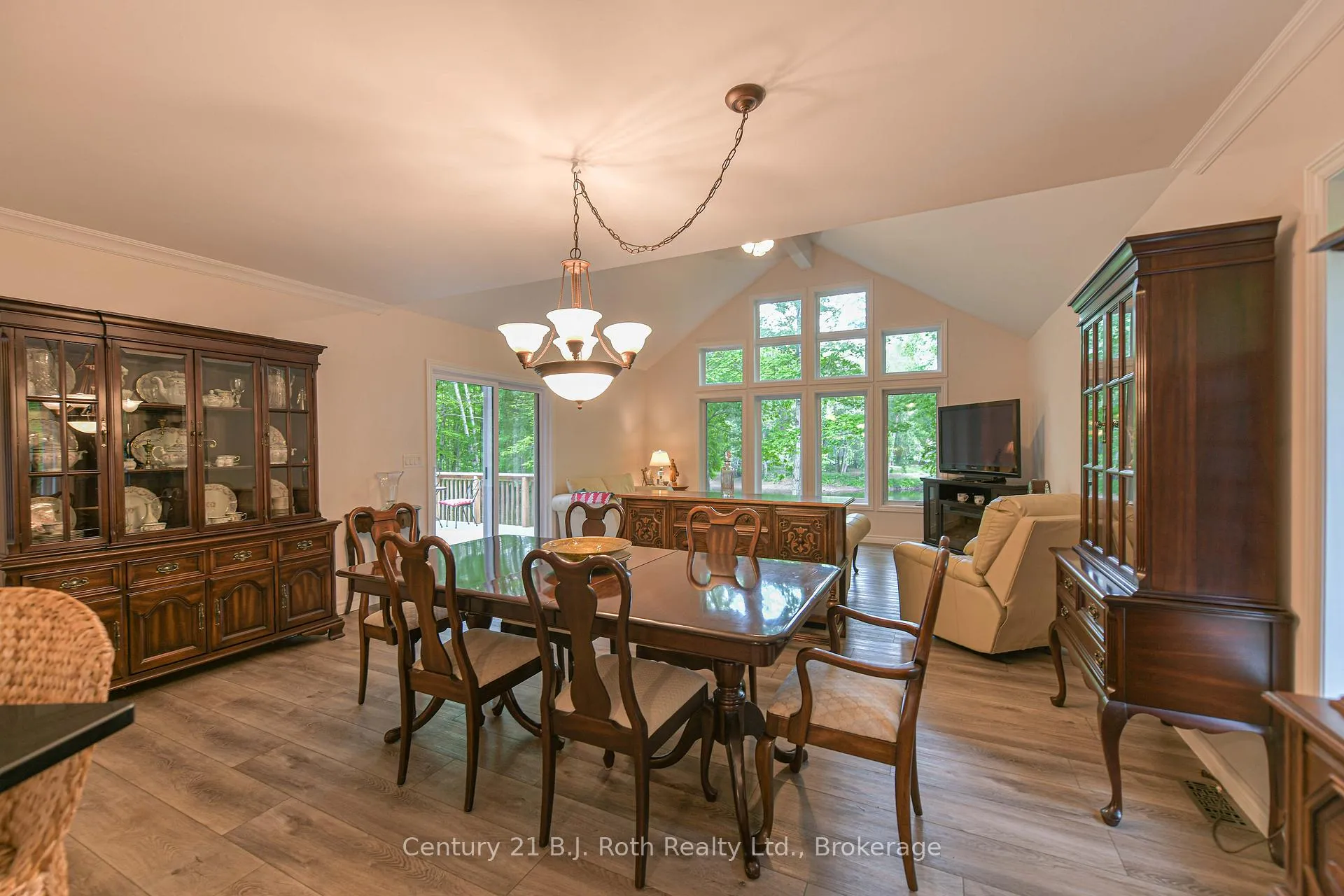 Photo 17 of 7463 Davy Drive, Ramara, Rural Ramara — HOMEH