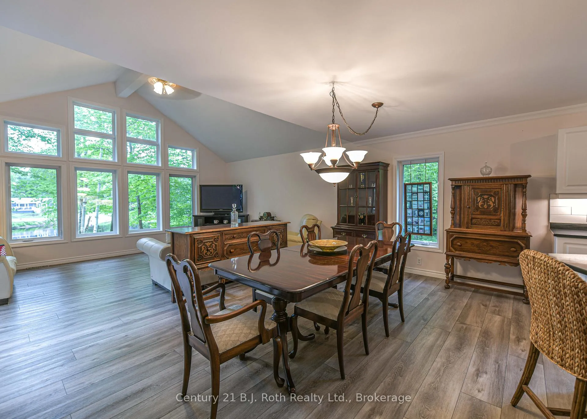 Photo 18 of 7463 Davy Drive, Ramara, Rural Ramara — HOMEH