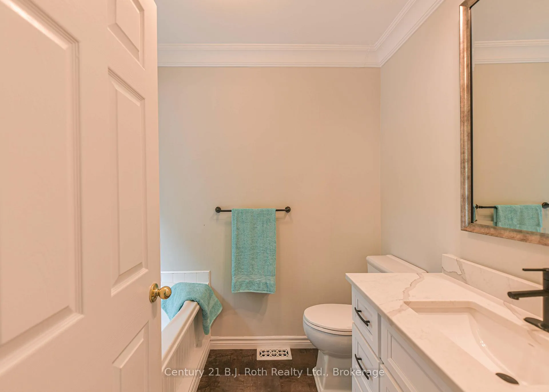 Photo 26 of 7463 Davy Drive, Ramara, Rural Ramara — HOMEH