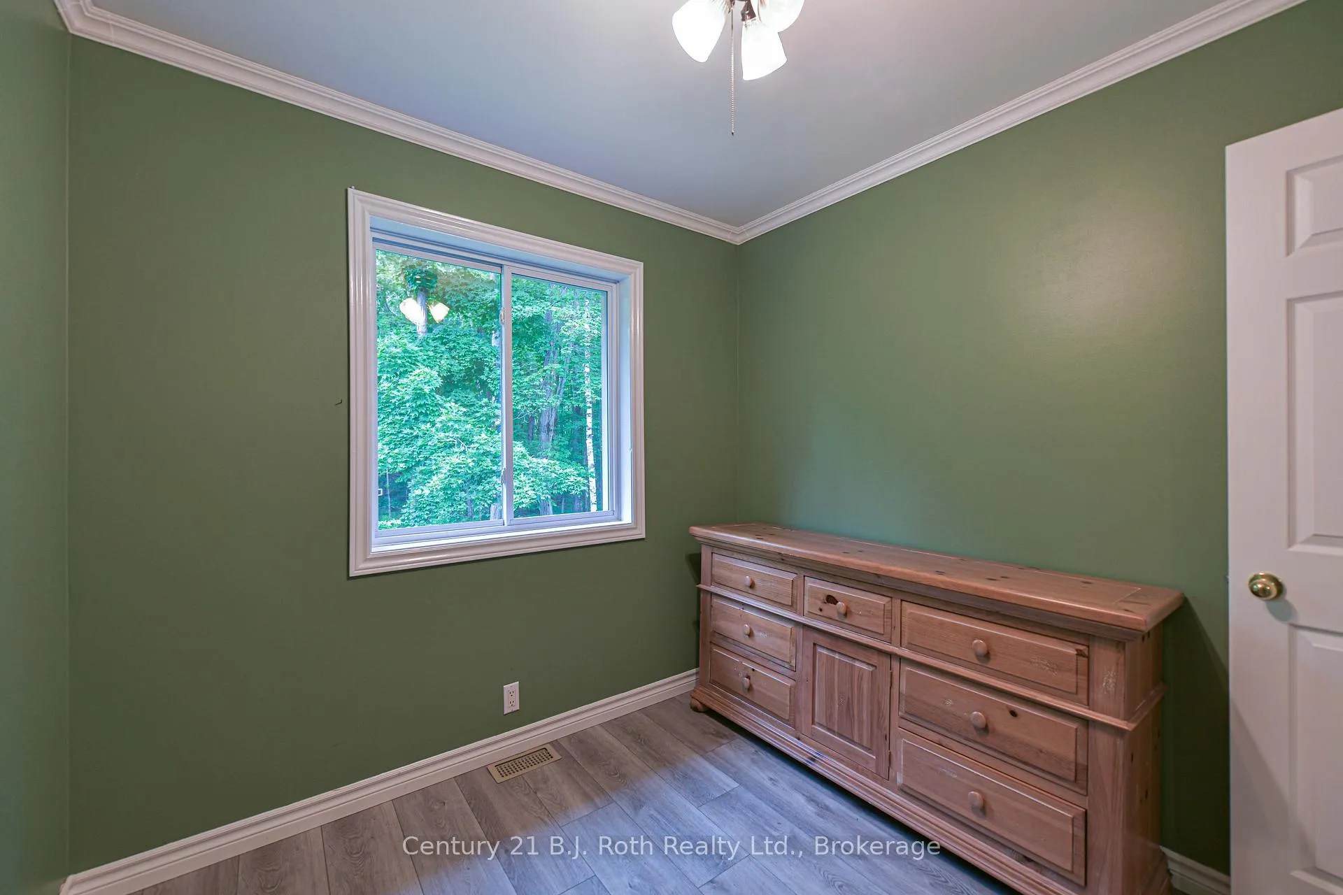 Photo 31 of 7463 Davy Drive, Ramara, Rural Ramara — HOMEH